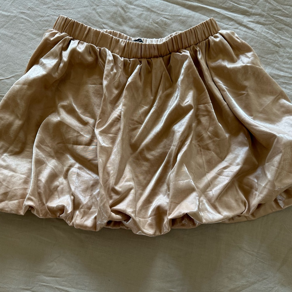 Balloon skirt